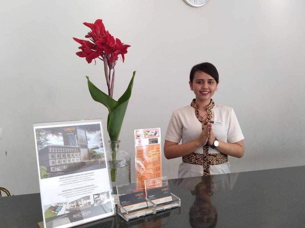 Sunwood Hotel Arianz Mataram Kültér fotó