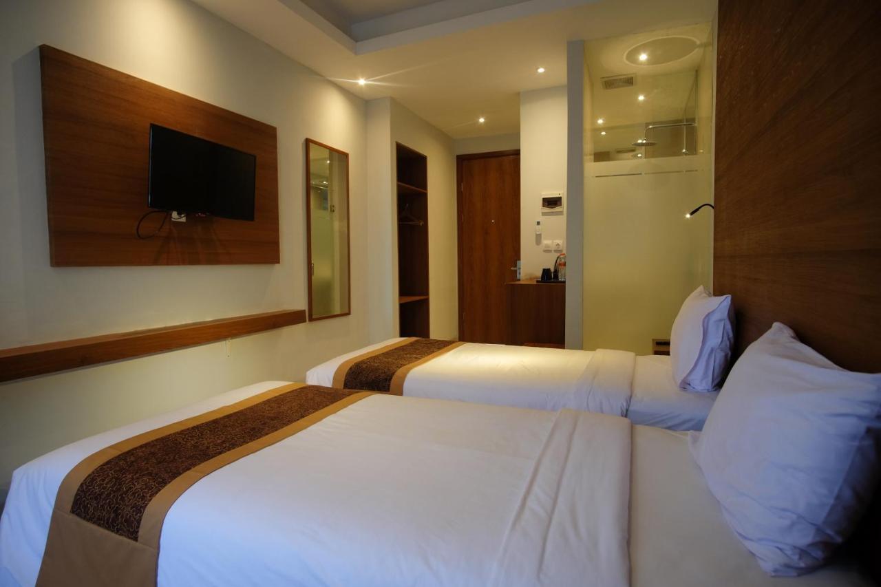 Sunwood Hotel Arianz Mataram Kültér fotó