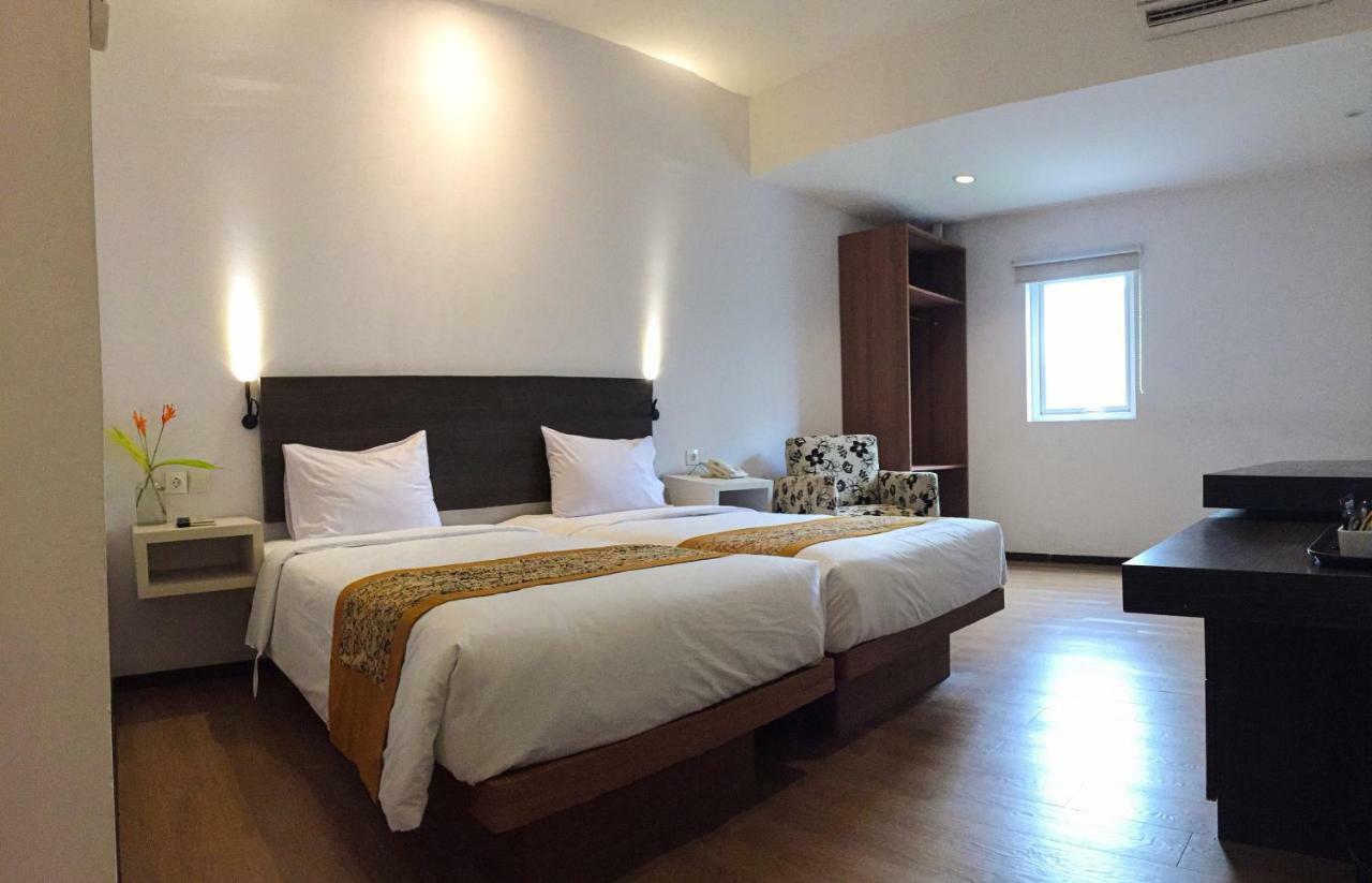 Sunwood Hotel Arianz Mataram Kültér fotó
